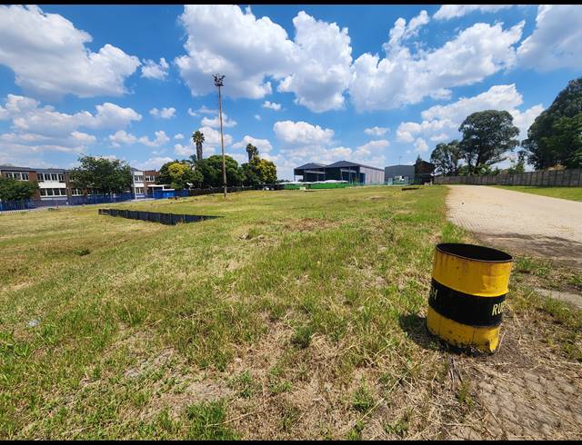 6,000M² INDUSTRIAL YARD TO LET IN WADEVILLE
